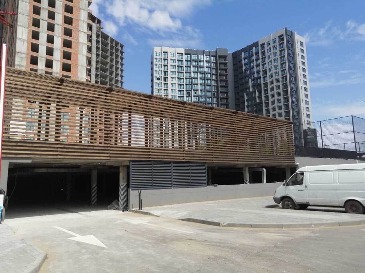 Астрахань. Жалюзи эко-З. Серый графит 2-стр. Заполнение на 1 этаже парковки фото 2