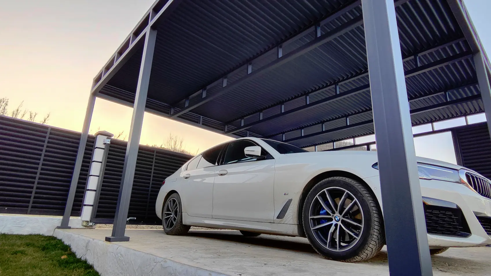 Фото 7 Еврожалюзи 7024-7024 на заборе жалюзи и навесе авто